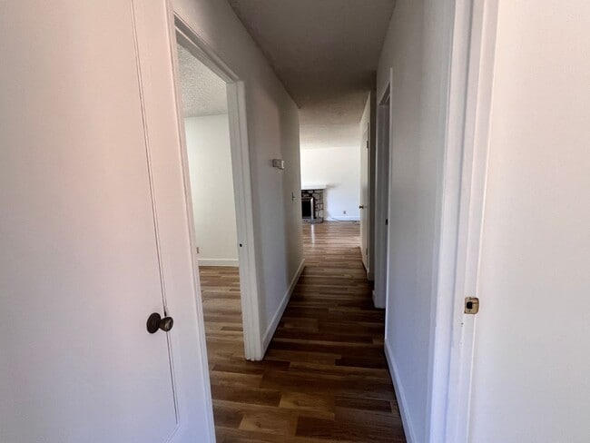 Foto del edificio - Spacious 3 Bedroom, 1.5 Bath Home with Gar...