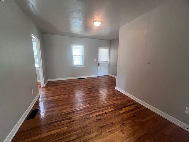 Foto del edificio - 1436 Broadway Ave NW