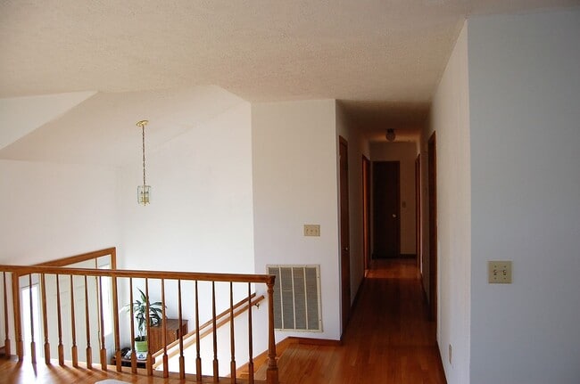 Building Photo - Available for the 2026-2027 leasing term