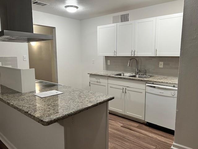 Foto del edificio - 6974 Fallbrook Ct W