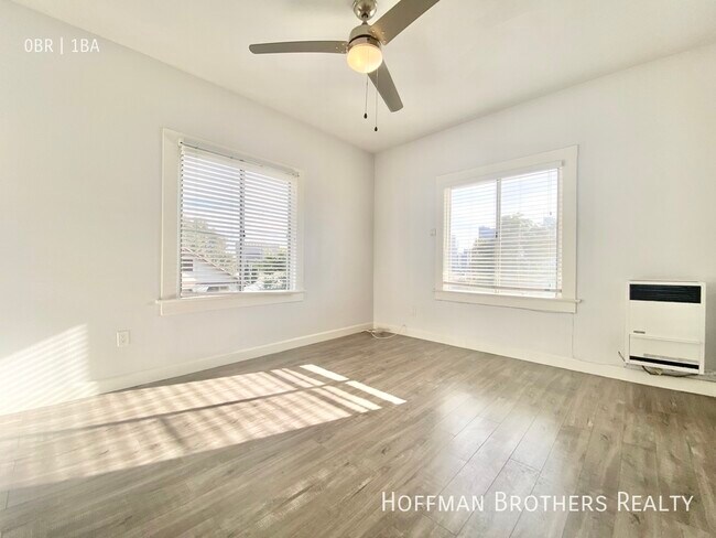 Building Photo - 330 N Bixel St