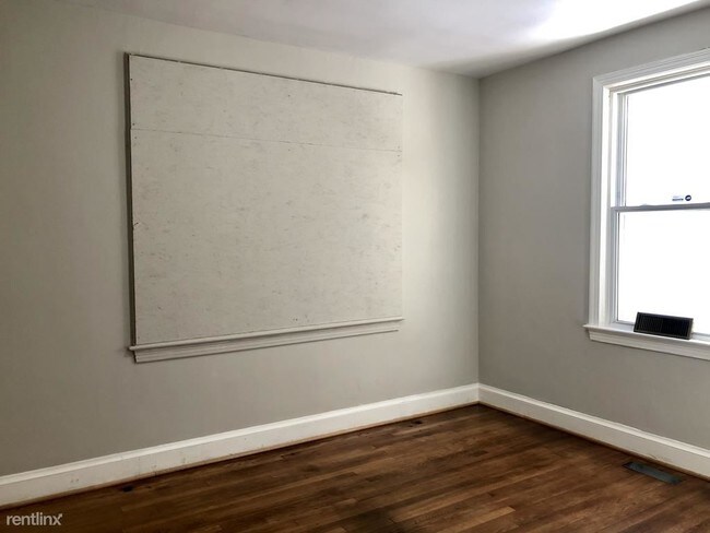Foto del edificio - 4921 1st St NW