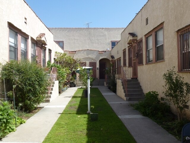 Foto principal - 2110 Hancock St