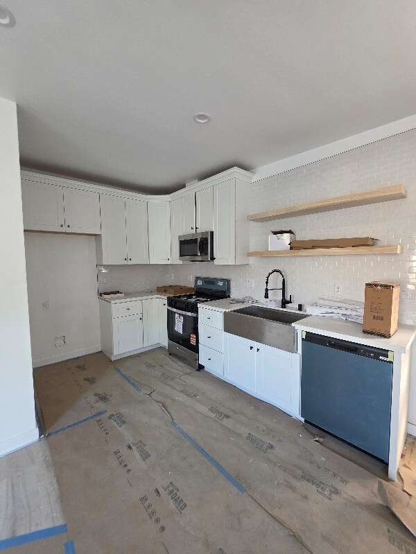 Building Photo - 2895 Canal Ave