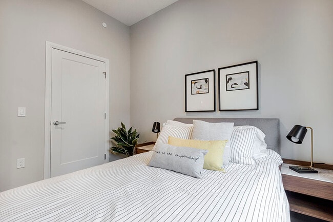 Interior Photo - Vale Station Apartments