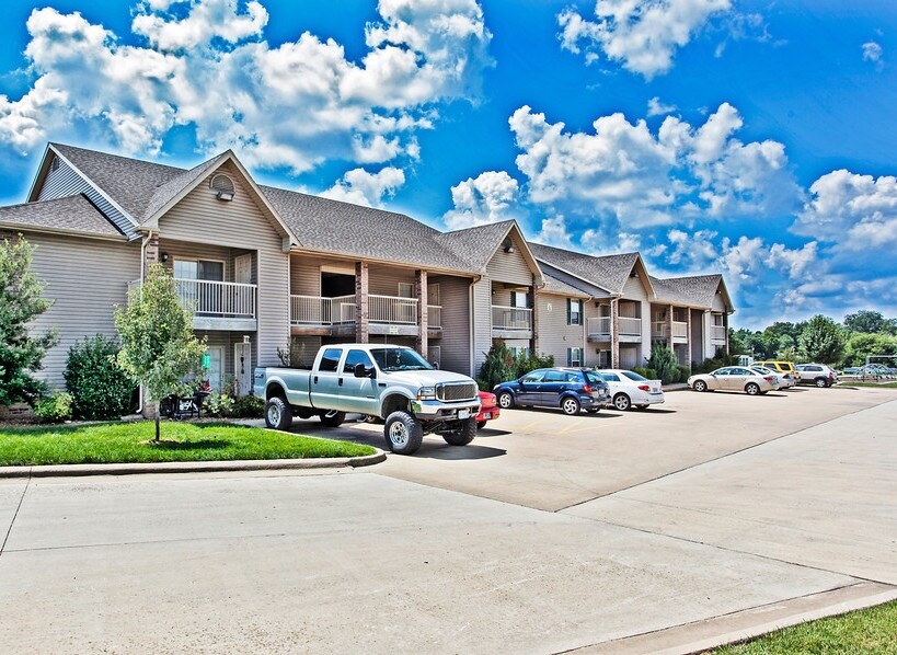 Crosswood Apartments Apartments in Rogersville, MO