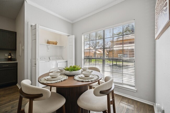 Foto del edificio - Spring Pointe