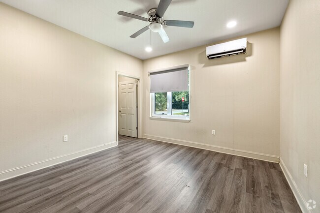 2 habitaciones, 1 baño - 714 pies cuadrados - Sala de estar - Platform Bainbridge