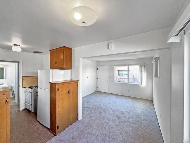 Foto del edificio - 1B 1BA Condo in University Heights w/ Rese...