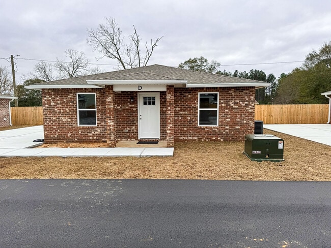 Building Photo - 130 East Ave