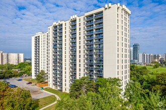 Building Photo - Laurel Grove