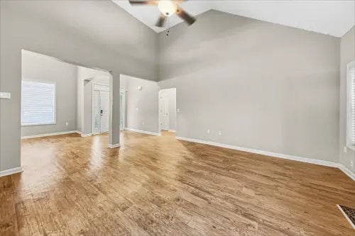 Building Photo - 228 Meadow Point