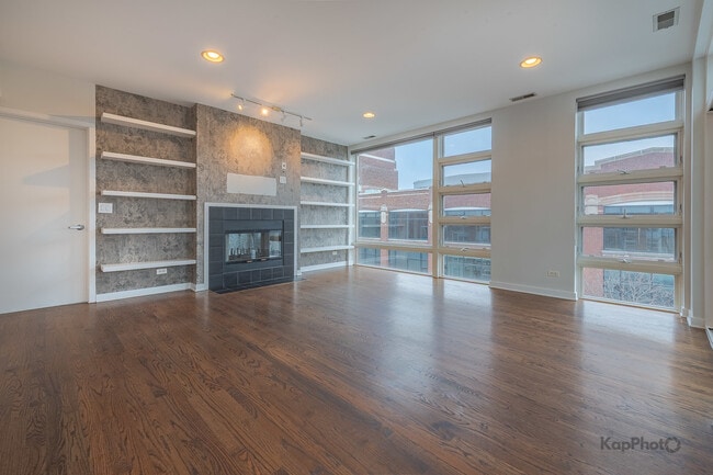 Building Photo - 1151 W Washington Blvd