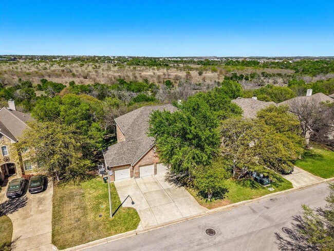 Foto del edificio - 128 Las Colinas Dr