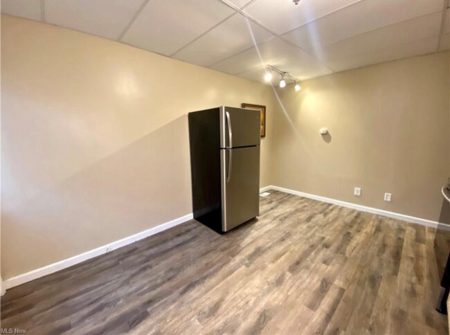 Foto del edificio - 217 N Huron St