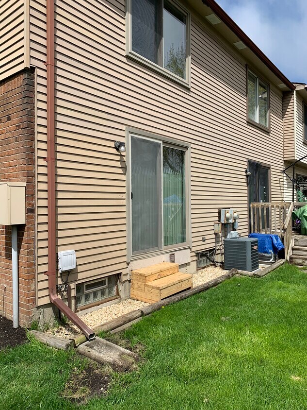 16930 Kingsbrooke Dr Unit Kingsbrooke, Clinton Township, MI 48038