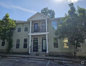 Building Photo - 1417 Pullen Rd