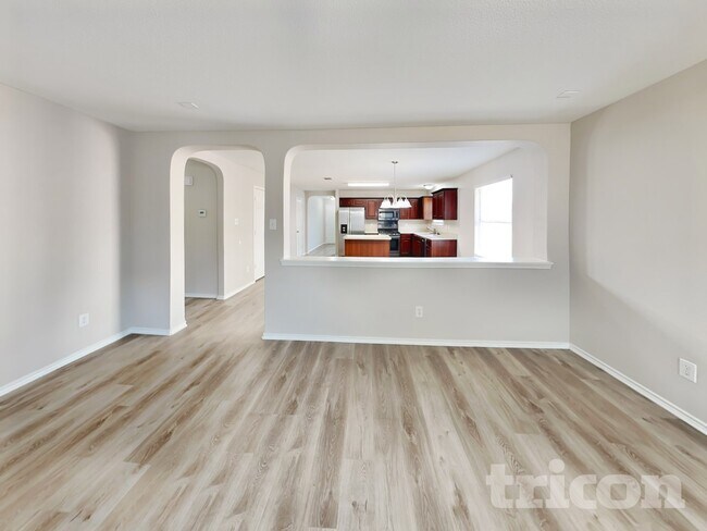 Building Photo - 231 Cardinal Way