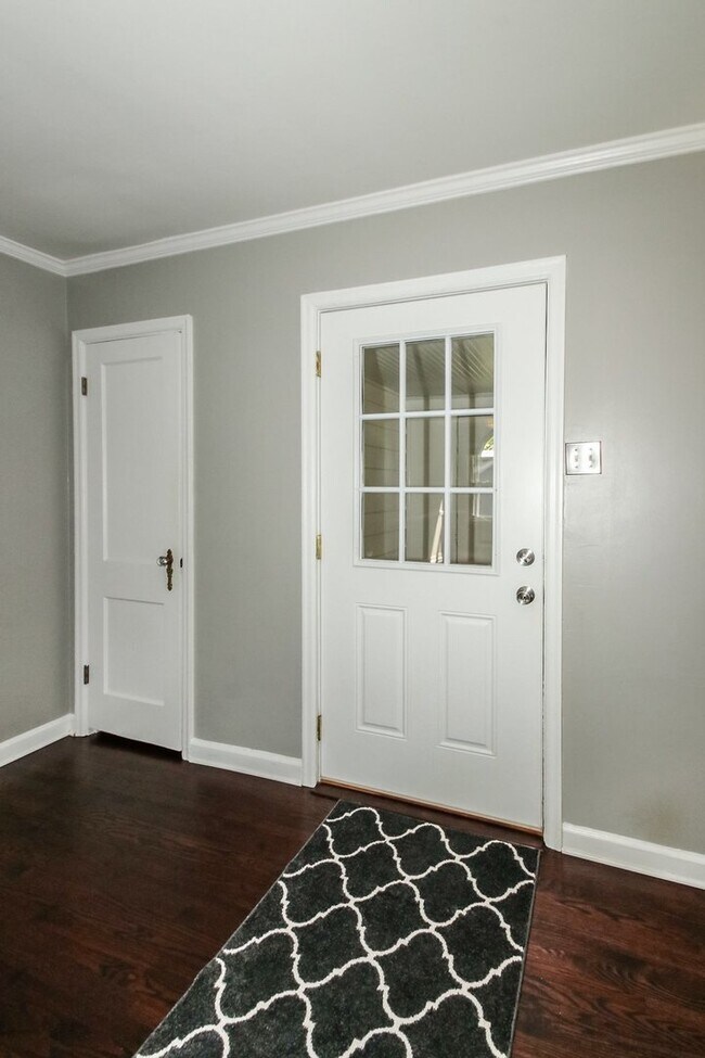 Foto del edificio - Coming Soon! -  Charming Broad Ripple Home...