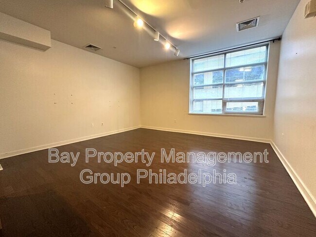 Building Photo - 1510 Chestnut St