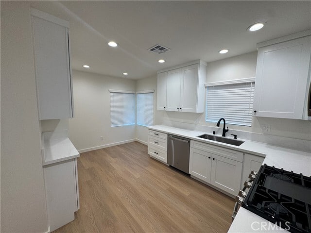 Foto del edificio - 15234 Kingsbury St