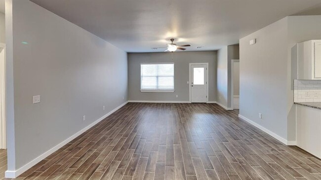 Building Photo - 12412 Bluford Ln