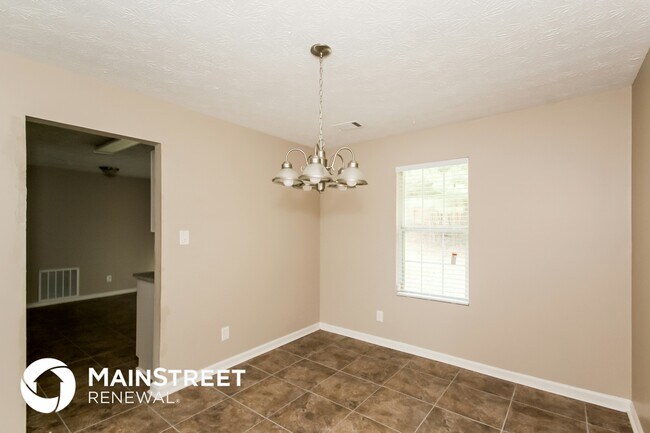 Foto del edificio - 640 Windchase Pl