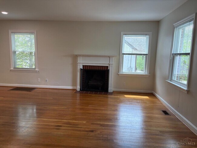Foto del edificio - 4408 Grove Ave