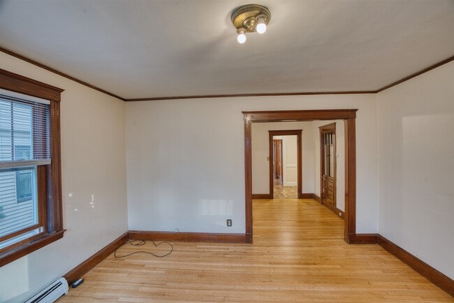 Building Photo - 29 Channing St
