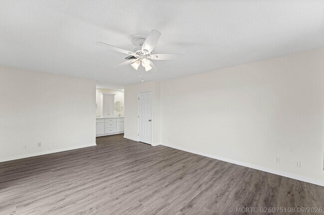 Foto del edificio - 408 Pine Tree Ct