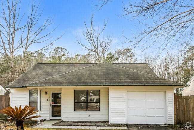 Building Photo - 319 MacGregor Dr