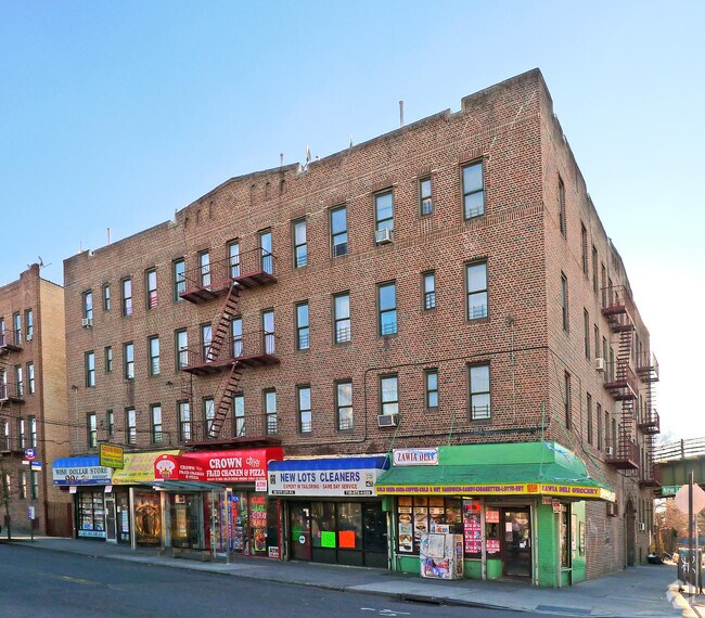 Foto del edificio - 786-794 New Lots Ave