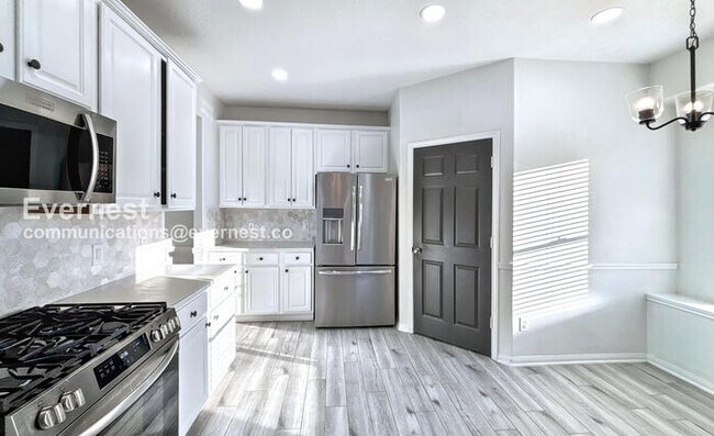 Foto del edificio - PROMO: Get $500 OFF the first month’s rent when you sign the lease today! / 4 Bed/2.5 Bath Home w...