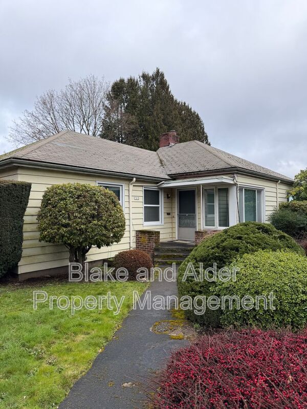 Photo - 7303 SE Madison St House