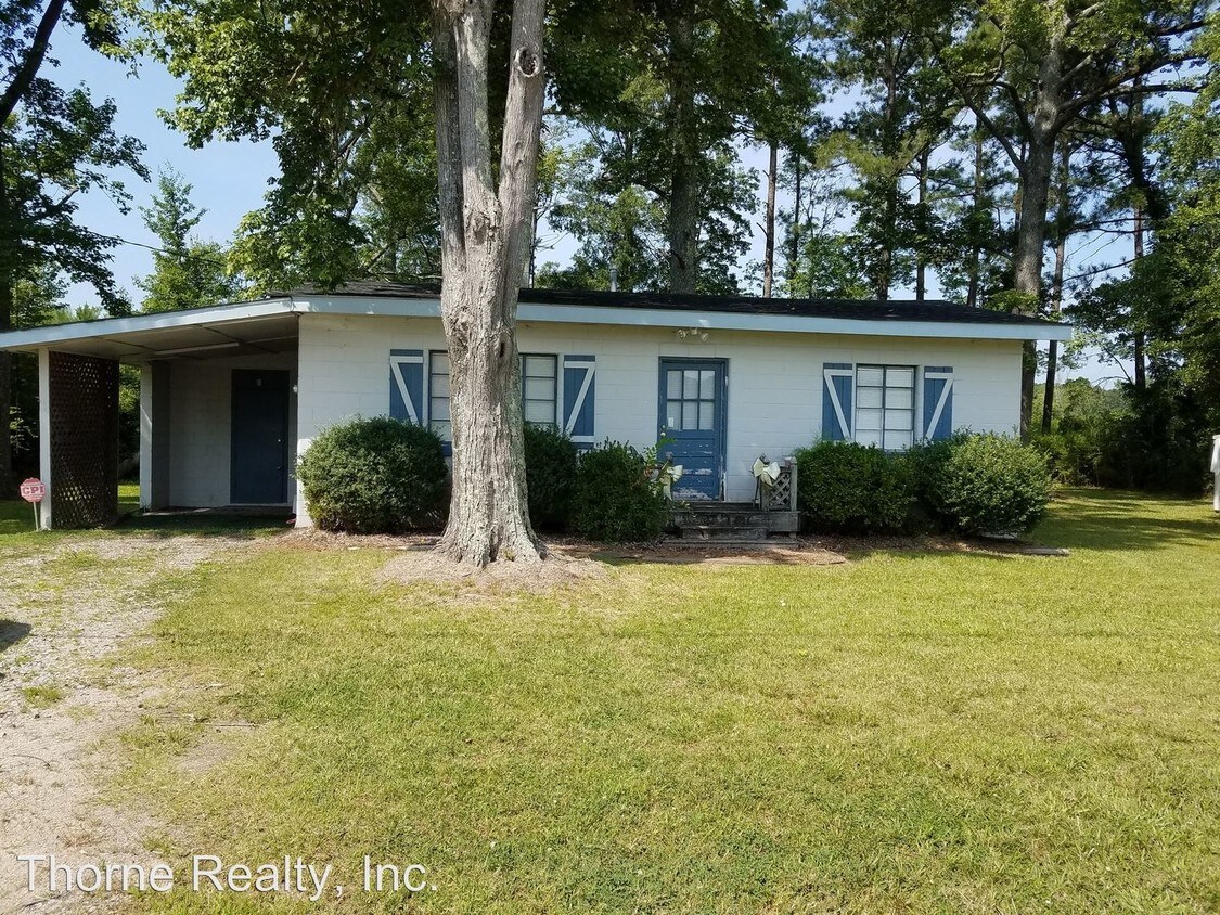 2 br, 1 bath House 3784 S Halifax Rd House Rental in Rocky Mount