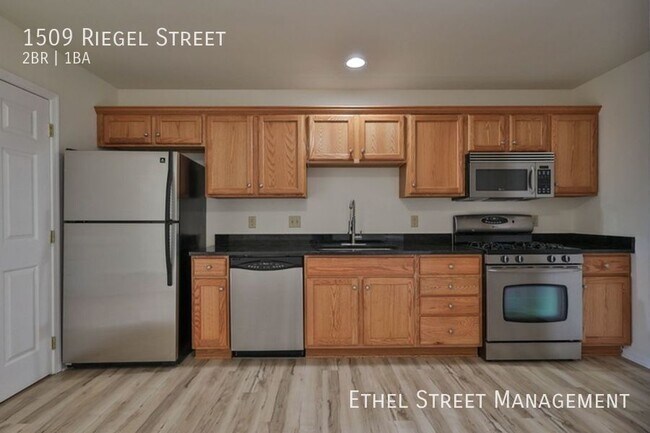 Foto del edificio - 1509 Riegel St