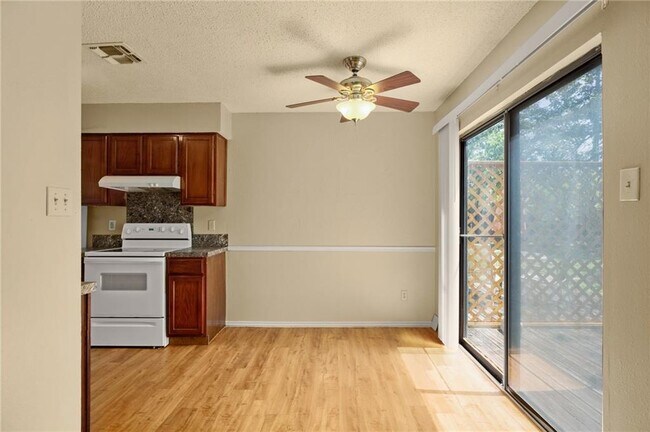 Building Photo - 5616 Emerald Forest Dr