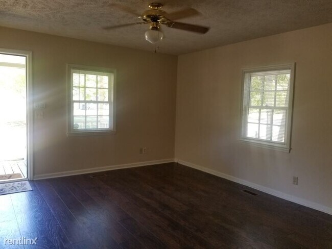 Building Photo - 1 br, 1 bath House - 214 Kershaw St SE