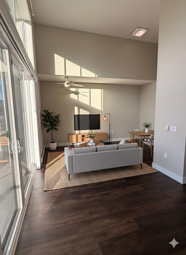 Building Photo - 44565-44565 Vandell Dr