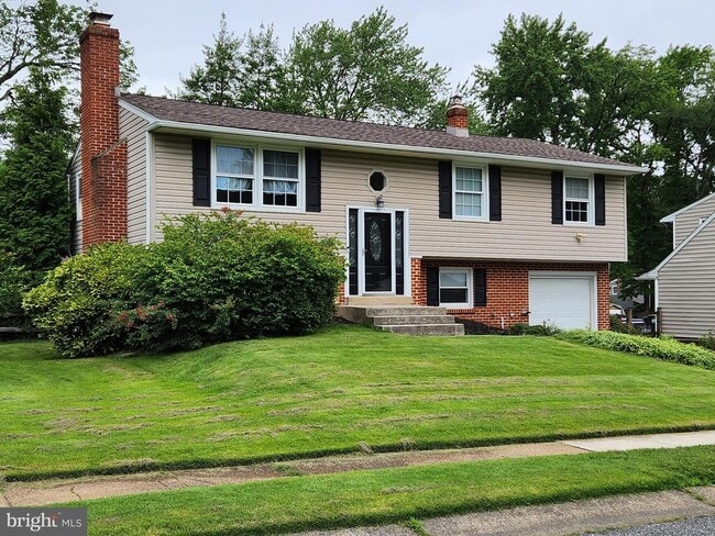 Building Photo - 2622 Boxwood Dr