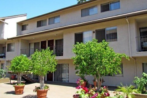 Justin Oaks Apartments Glendale Ca Courtyard Justin Oaks Apartments