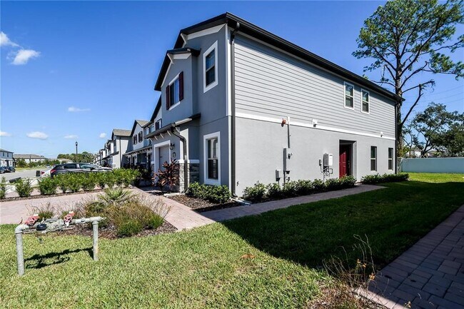 Foto del edificio - 310 Cedar Bark Ln