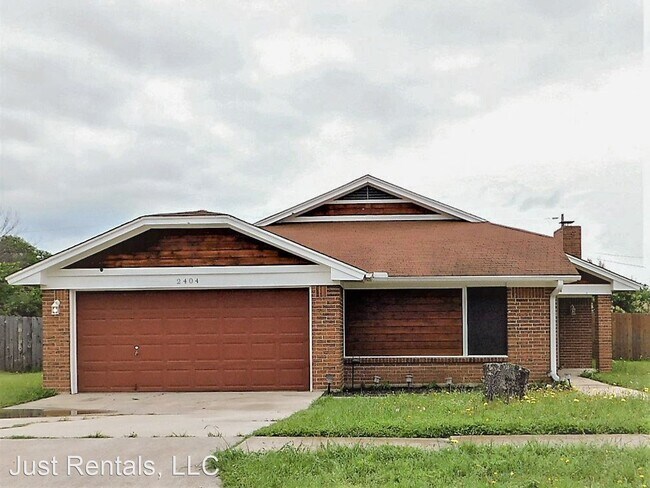 Building Photo - 3 br, 2 bath House - 2404 Lago Trl
