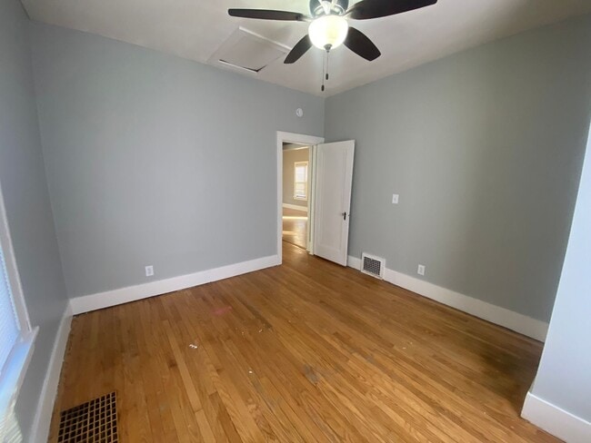 Building Photo - Davenport 2 BR Home