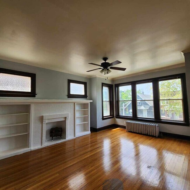 Building Photo - 7207 S Evans Ave