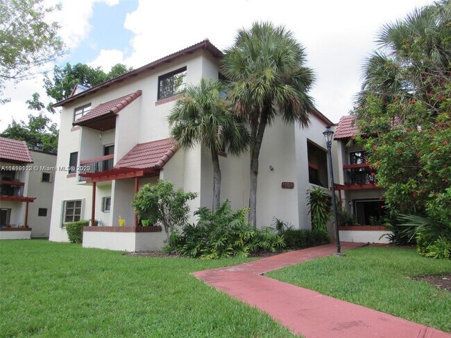Building Photo - 8660 SW 149th Ave