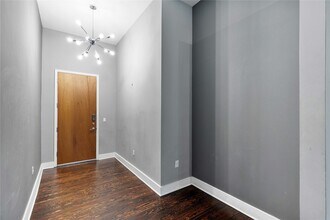 Building Photo - 1312 Live Oak St