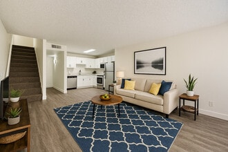 Building Photo - Las Casitas