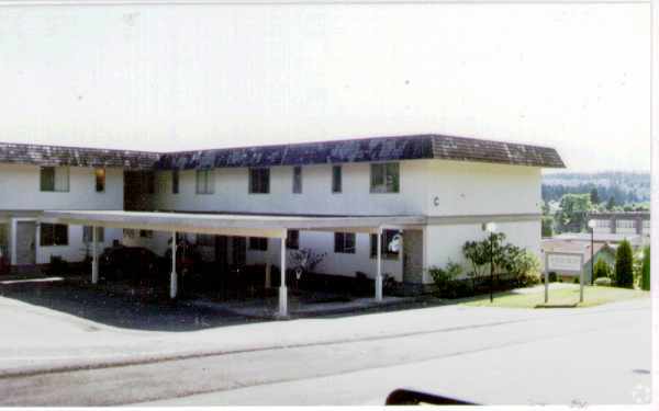 Primary Photo - Avondale Heights Apartments