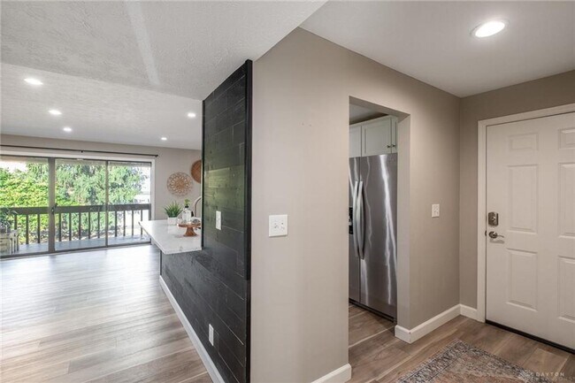 Foto del edificio - Spacious 2bed, 2bath, condominium